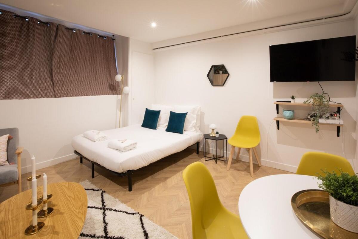 Appartement Charmant Proche De L'Arc Triomphe -2P パリ エクステリア 写真